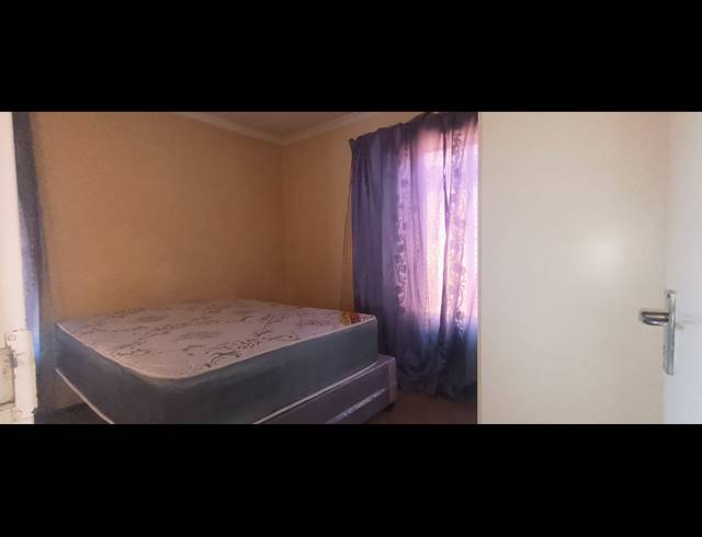 3 BEDROOM TOWNHOUSE FOR SALE IN PROTEA GLEN